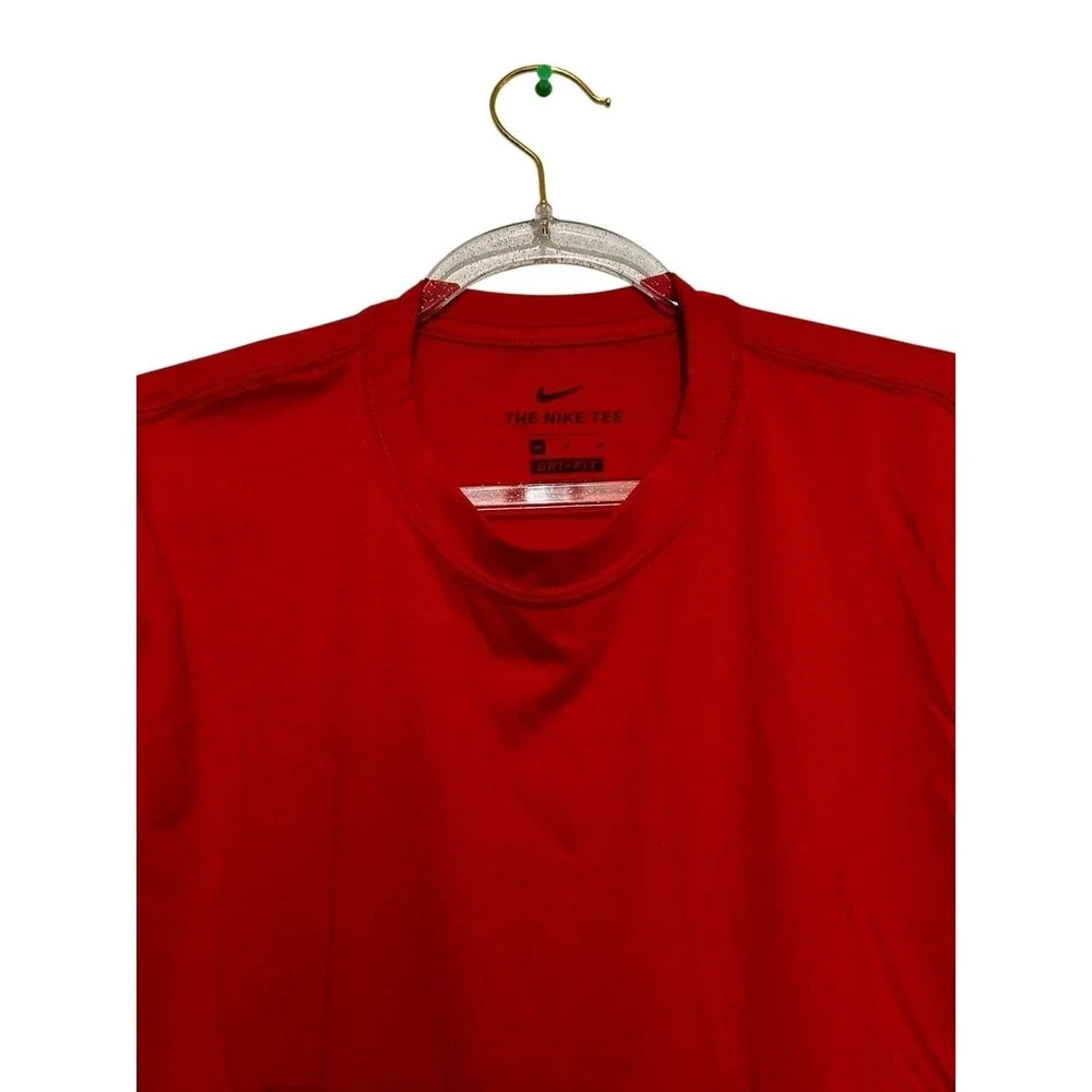 Nike Mens Dri-Fit T-Shirt Short Sleeve Red Medium Performance Tee